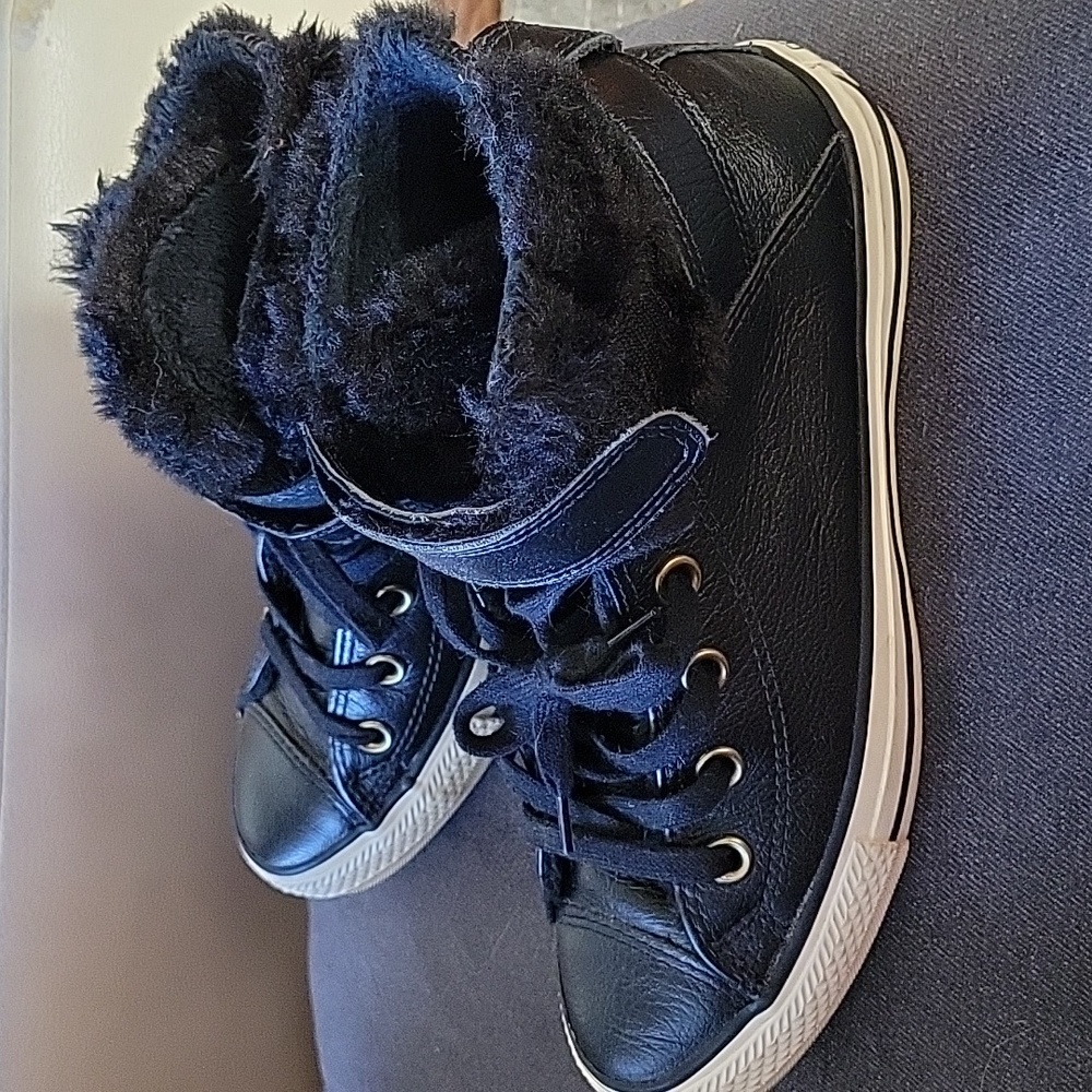 Converse black, leather, size 7